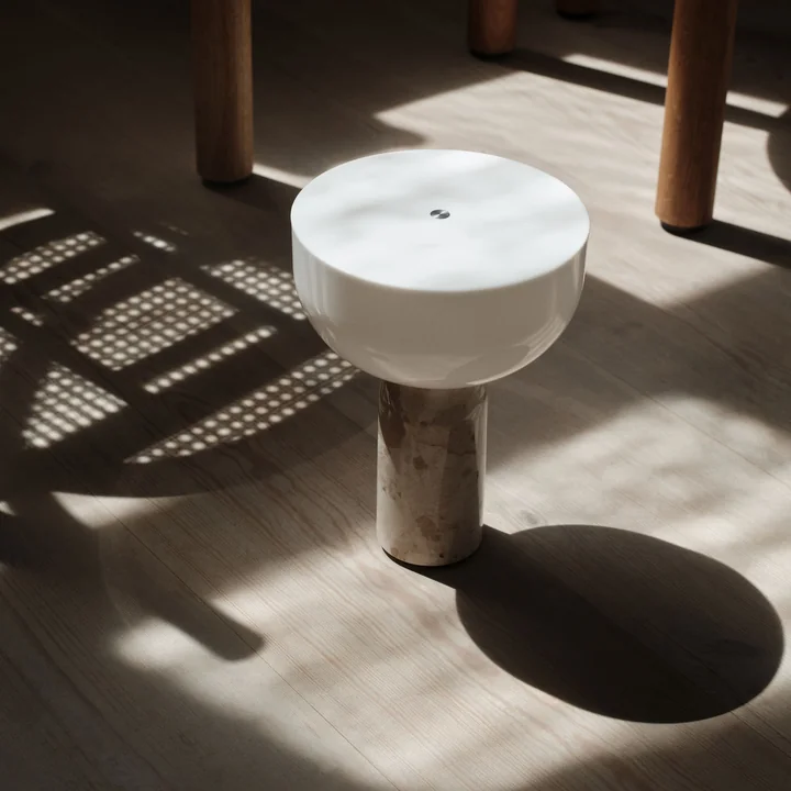 New Works - Kizu Portable LED tafellamp met oplaadbare batterij, kunis breccia