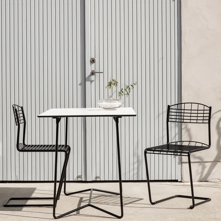 Grythyttan - High Tech tuintafel 110 x 70 cm, wit / zwart