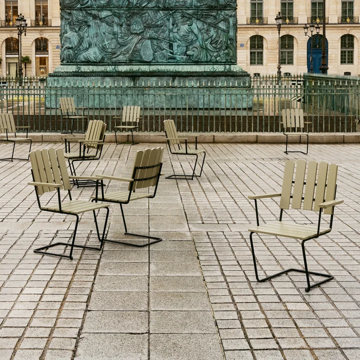 Grythyttan - A2 tuinstoel, lichtgroen gelakt eiken / zwart