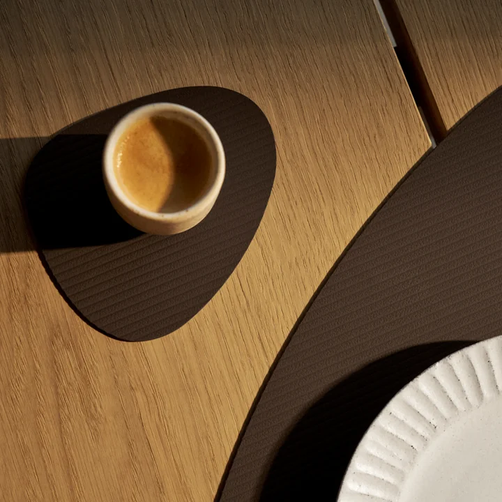 Lind DNA - Glasuntersetzer Curve , Harig hazelaar