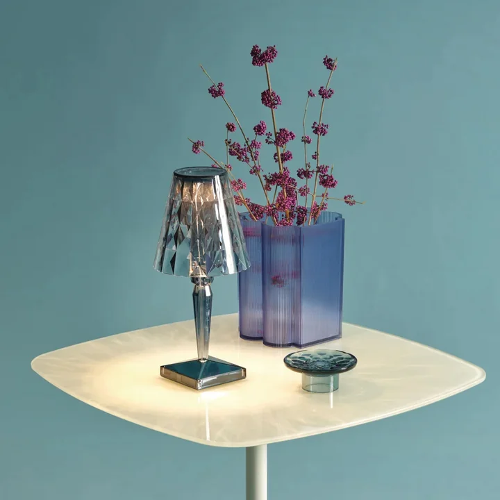 Kartell - Battery Oplaadbare tafellamp H 30 cm, smoke