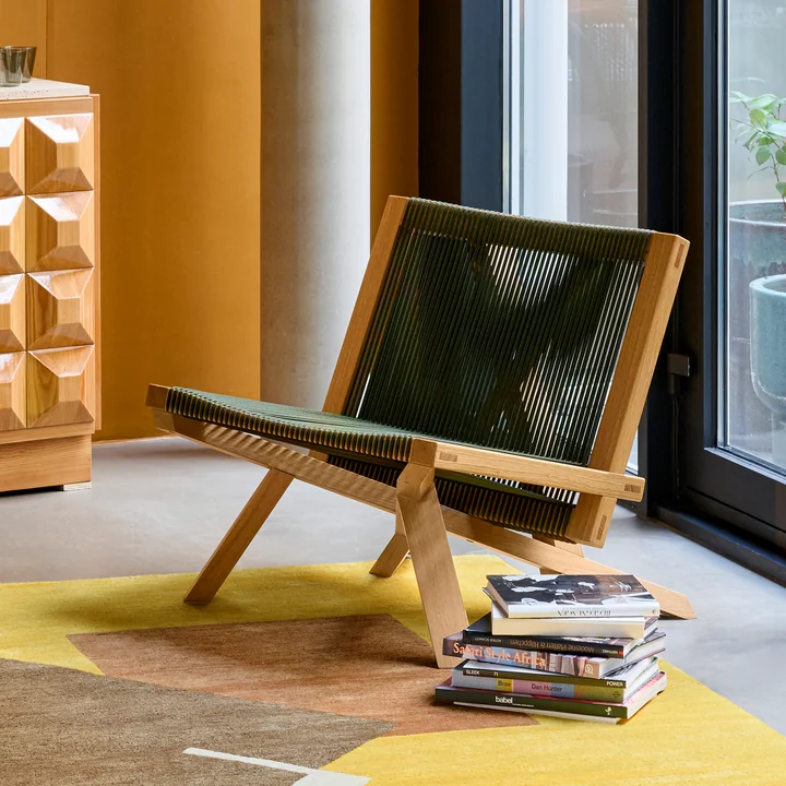 ClassiCon - Volkshaus lounge stoel en kruk, natuurlijk eiken / bosgroen