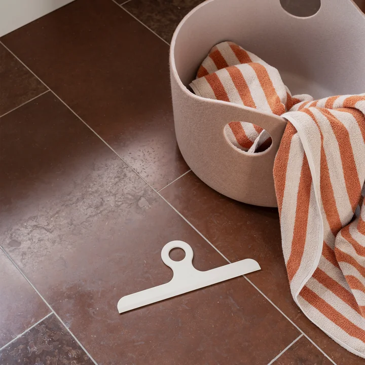 Blomus - Arto Badhanddoek, 140 x 70 cm, dikke strepen, moonbeam / amberbruin