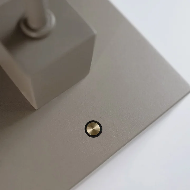 Northern - Snowball LED tafel- en vloerlamp met oplaadbare batterij, grijs-beige