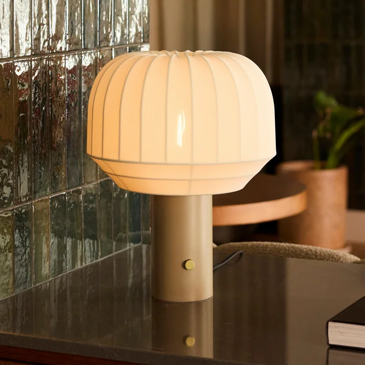 Northern - Tradition tafellamp, Ø 29 cm / H 39 cm, gebroken wit / grijs-beige