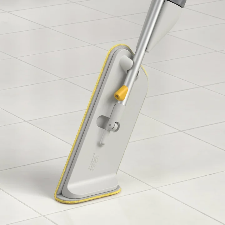 Joseph Joseph - CleanTech Spraymop met schuurspons, lichte steen