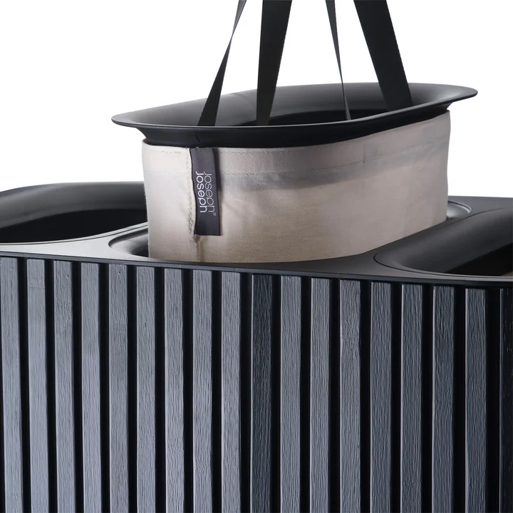 Joseph Joseph - Tota Trio Luxe wasmand met drie compartimenten 90 l, bamboe zwart