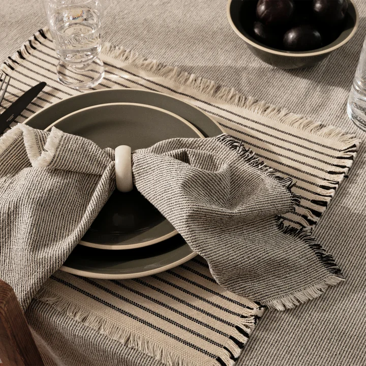 Broste Copenhagen - Elouise Tafelloper, 41,5 x 32 cm, gebroken wit/zwart