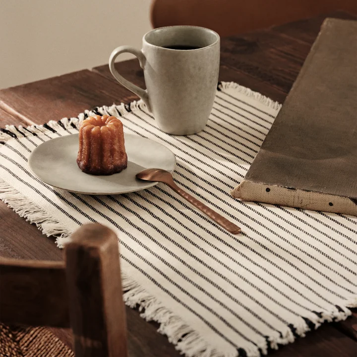 Broste Copenhagen - Elouise Tafelloper, 41,5 x 32 cm, gebroken wit/zwart