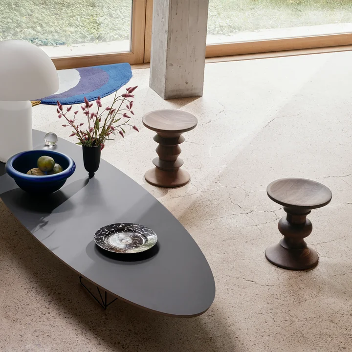 Vitra - Eames Kruk, model B en C, donker walnoot