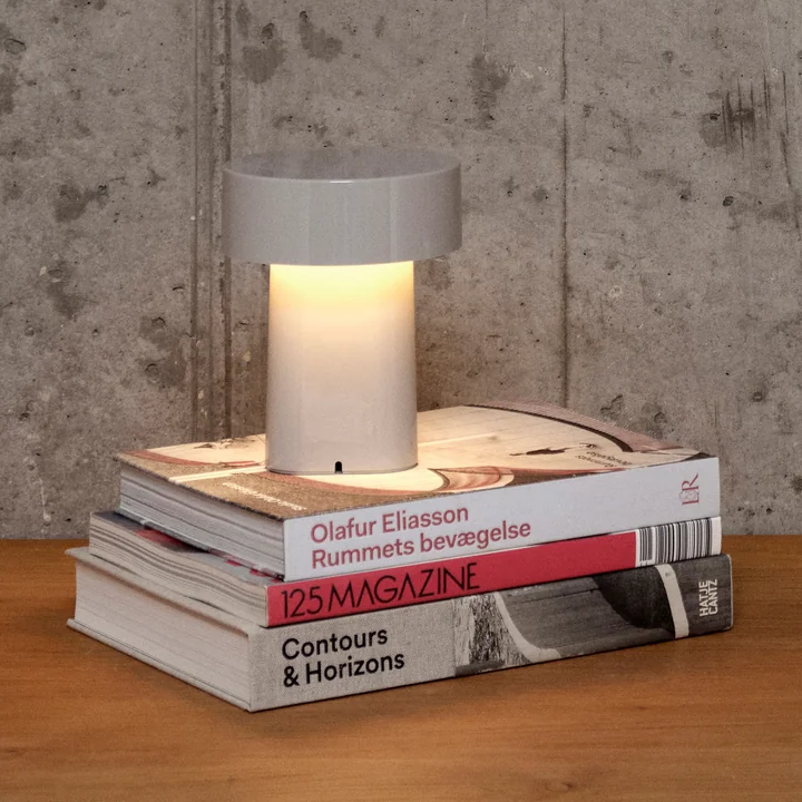 Zone Denmark - Langwerpig oplaadbaar LED-lampje, warm grijs