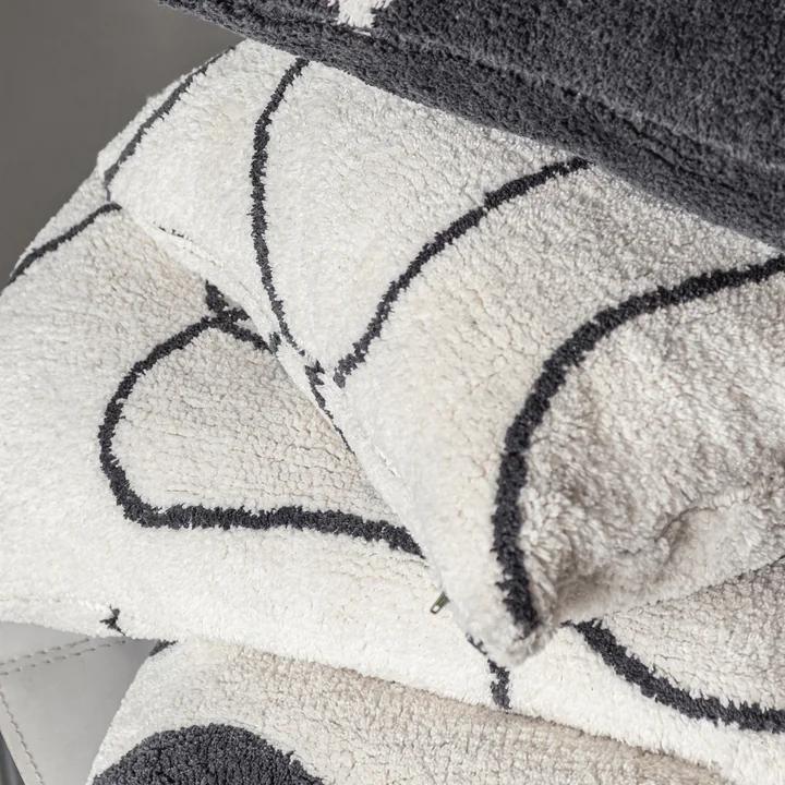 Mette Ditmer - Shadow Kussenhoes, getuft, gebroken wit