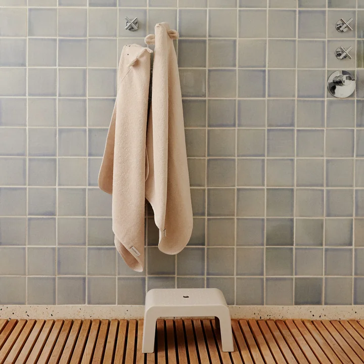 LIEWOOD - Albert Baby handdoek met kap, ijsbeer, zandkleurig