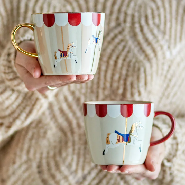 Bloomingville - Merry-go-round Kerstmok met handvat, Ø 9,5 cm, H 8 cm, rood/wit (set van 2)