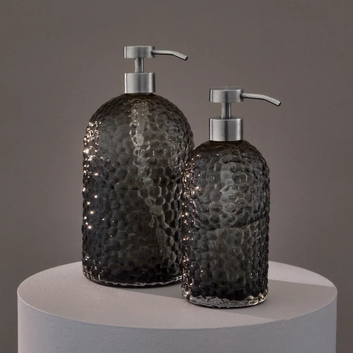 AYTM - Arura zeepdispenser, zwart / zilver