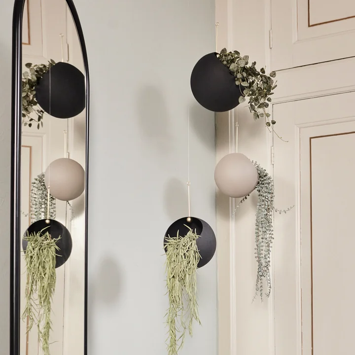 AYTM - Globe Bloempotten ophangen