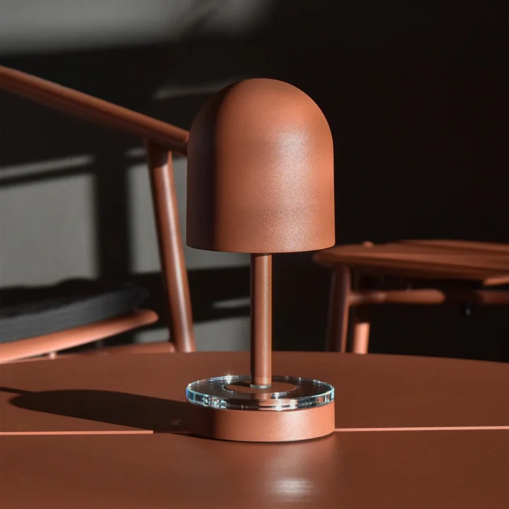 AYTM - Luceo Draagbare oplaadbare LED-lamp, Ø 9,9 x H 24 cm, gemberbrood