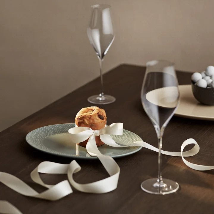 Lyngby Porcelæn - Rhombe Aarde Schotel ovaal 21,5 x 28,5 cm, mos