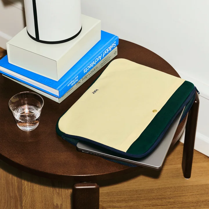 HAY - Multi Laptop Cover, 34,5 x 26 cm, zachtgeel multi