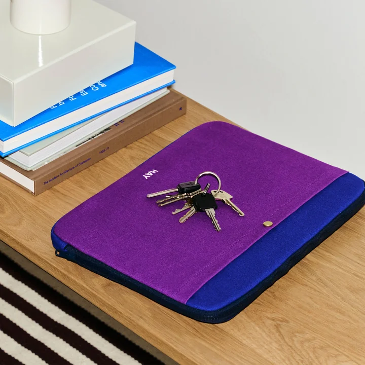 HAY - Multi Laptop Cover, 34,5 x 26 cm, paars multi