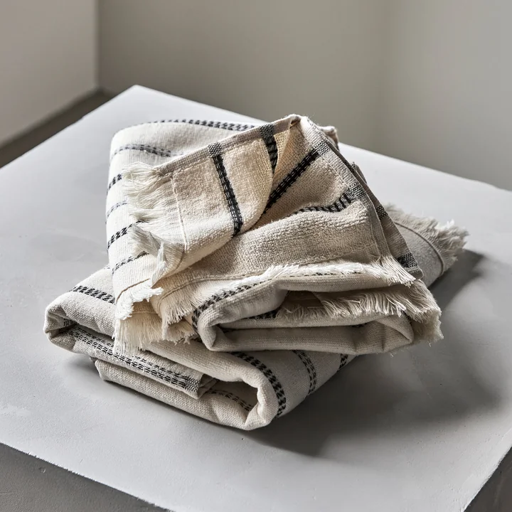 Meraki - True Handdoek, 100 x 50 cm, gebroken wit / zwart (set van 2)