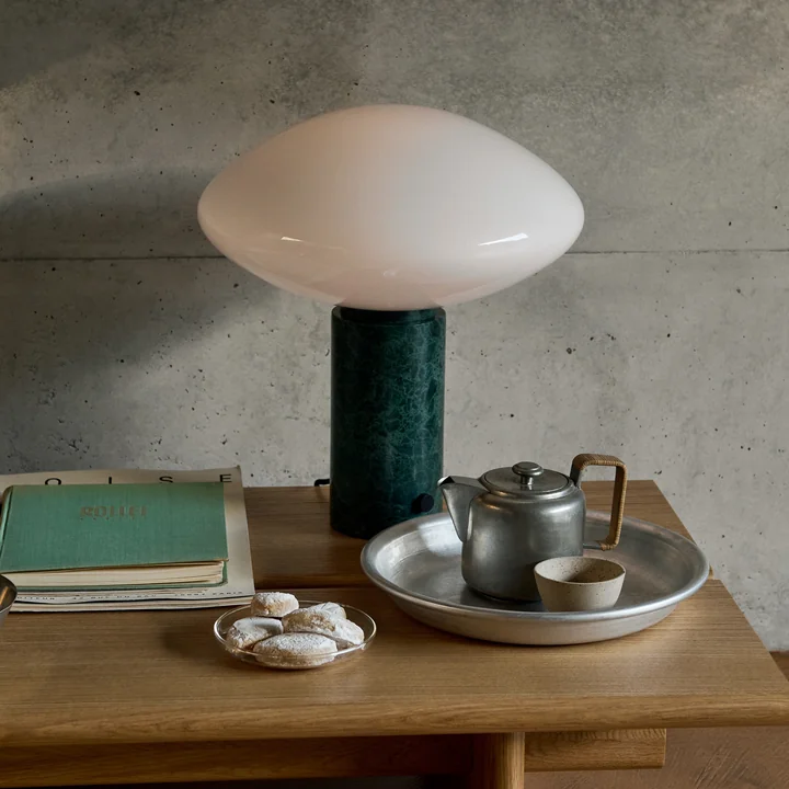 & Tradition - Mist AP17 Tafellamp, mat wit / guatemala verde