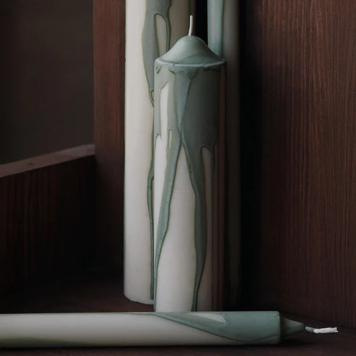 Ferm Living - Dryp blokkaarsen en stokkaarsen, groenblauw/wit