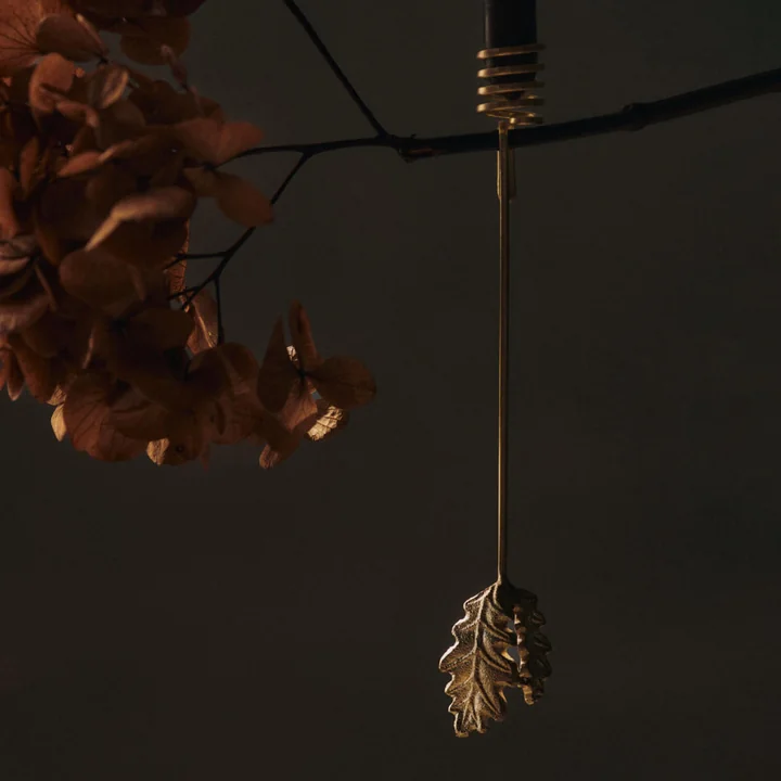 Ferm Living - Oak Leaf Kerstboomkandelaar, messing