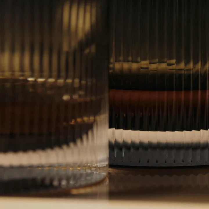 Ferm Living - Ripple drinkglas, gerookt grijs (set van 2)