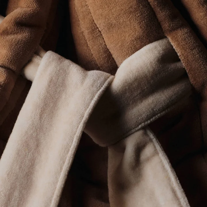 Ferm Living - Vari Geschenktas, bruin (fluweel)