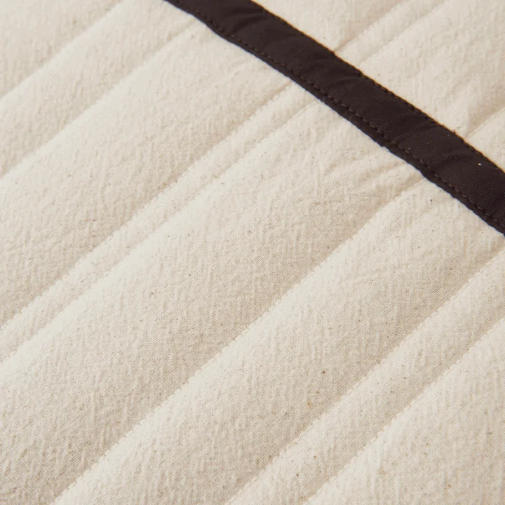 Ferm Living - Vari, gewatteerd, naturel / donkere chocolade