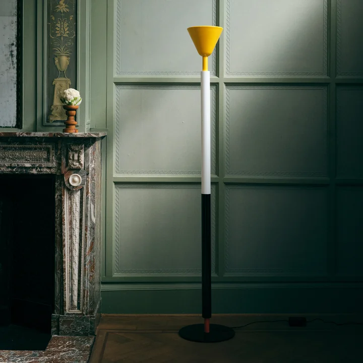 Petite Friture - Pyl LED vloerlamp, H 180 cm, veelkleurig