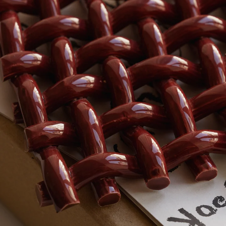 The Poster Club - Interlace 03 Wanddecoratie, bordeaux