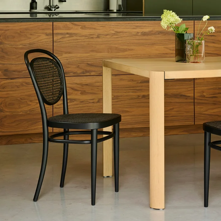 Thonet - 215 R Bentwood stoel, vlechtwerk donker gemêleerd met kunststof drager / zwart beuken (TP 29)