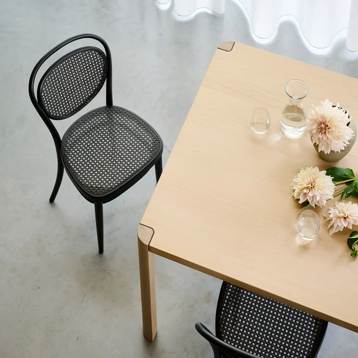 Thonet - 215 R Bentwood stoel, vlechtwerk donker gemêleerd met kunststof drager / zwart beuken (TP 29)