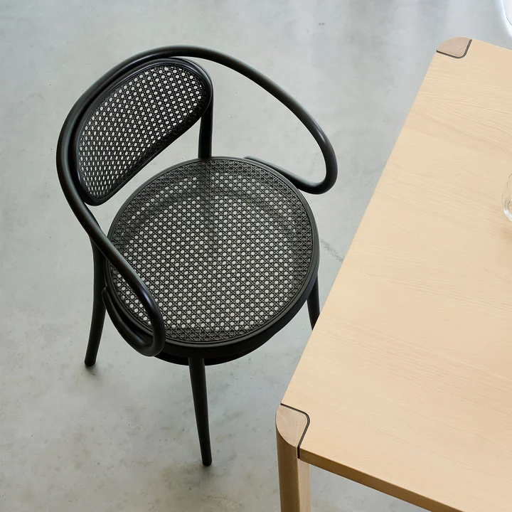 Thonet - 210 R Fauteuil, vlechtwerk donker melange / zwart beuken (TP 29)