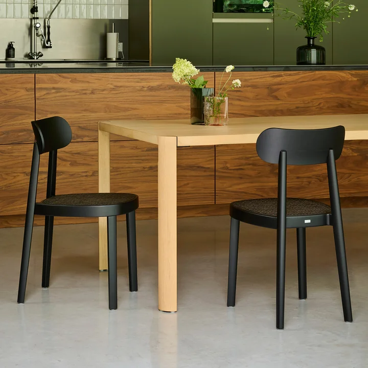 Thonet - 118 Stoel, vlechtwerk donker gemêleerd met kunststof drager / zwart gebeitst beuken (TP 29)