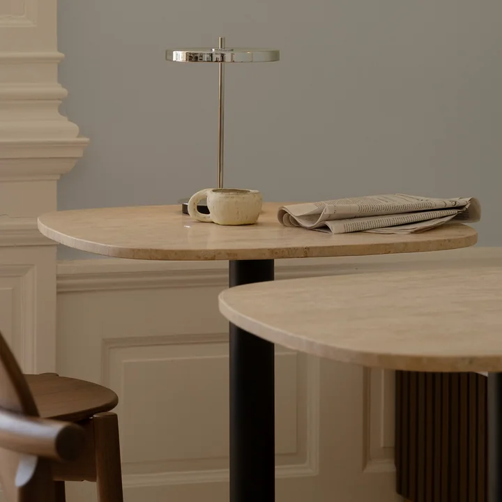 Umage - Gather tafel, 68 x 68 cm, zwart / naturel (travertin)