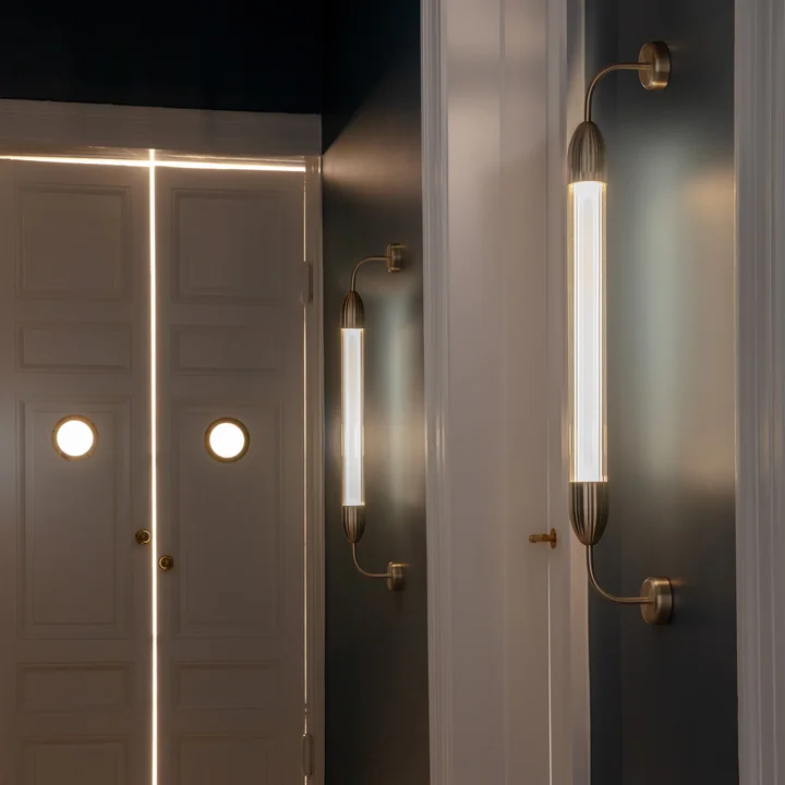 Umage - Lemon Squeeze Wandlamp, enkel, lang, messing