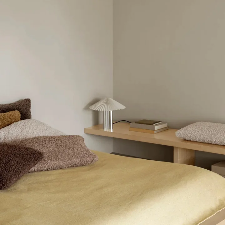 Taite tafellamp, lelie wit by Blomus