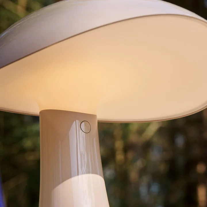 Louis Poulsen - Rumee 220 Draagbare oplaadbare LED tafellamp, aardgrijs