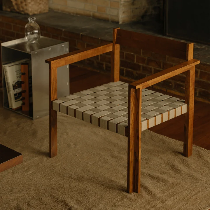 Frama - Symmetrie fauteuil, essen honing / haver