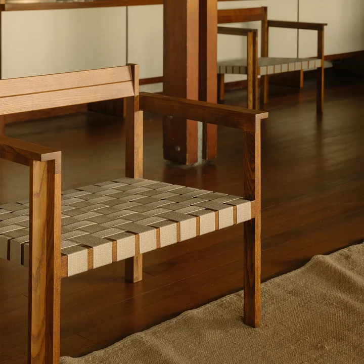 Frama - Symmetrie fauteuil, essen honing / haver