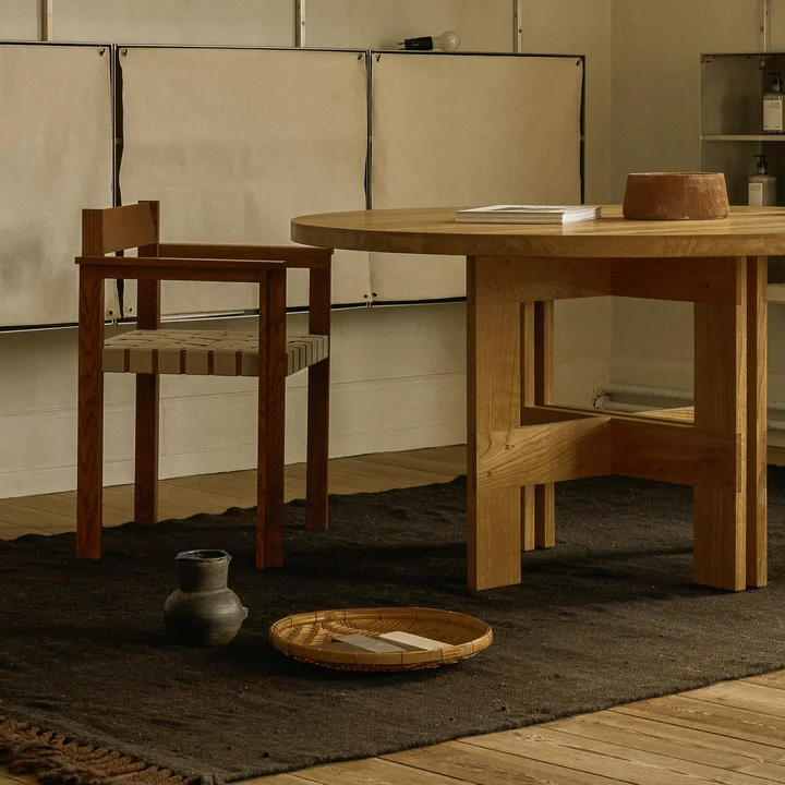 Frama - Symmetrie fauteuil, essen honing / haver