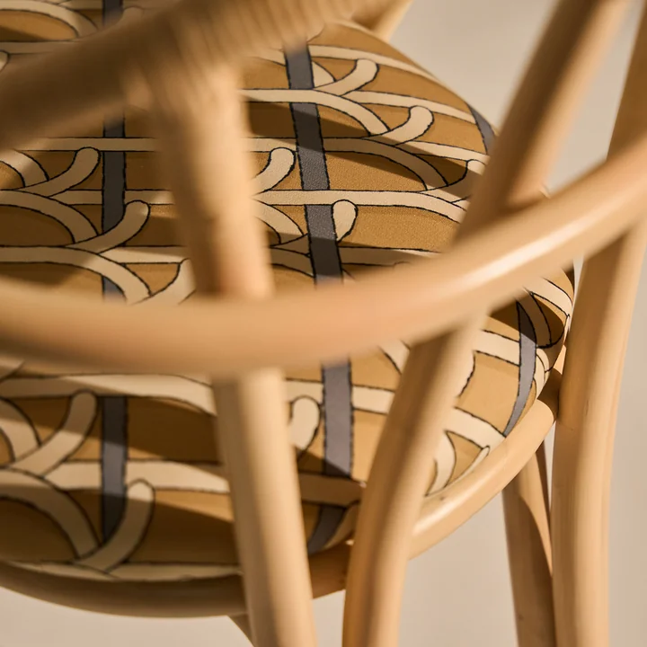 Gubi - Bistra fauteuil