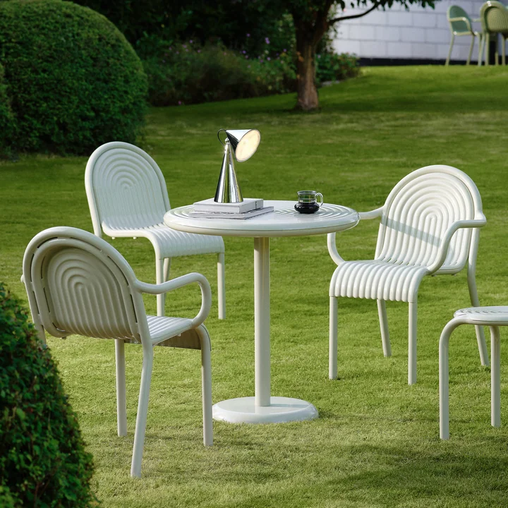 Tom Dixon - Groove Ronde tuintafel, Ø 69,7 cm, stopverf