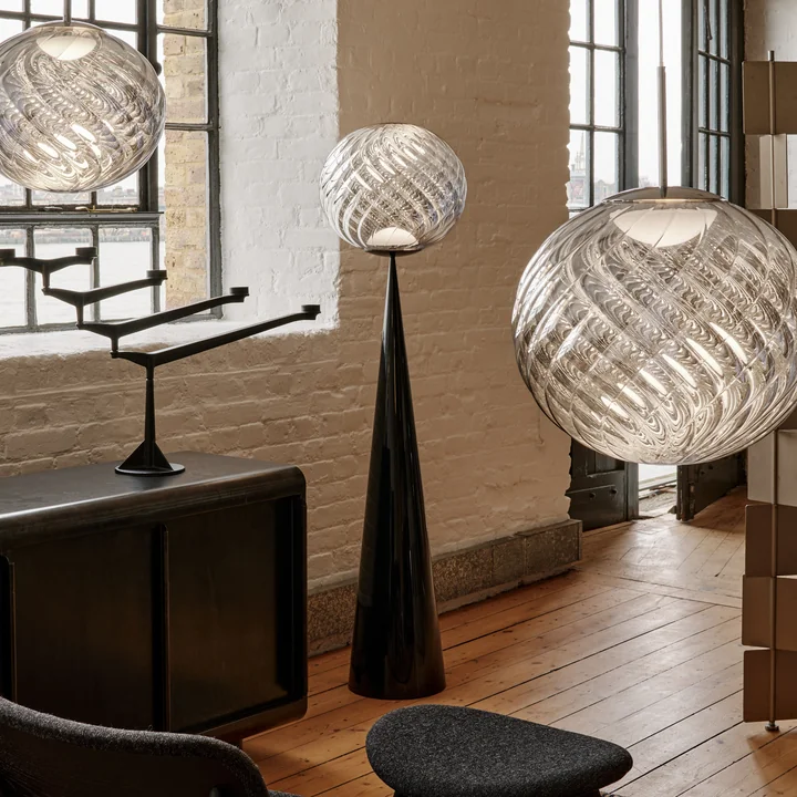 Tom Dixon - Whirl Cone Fat LED vloerlamp, zilver / zwart