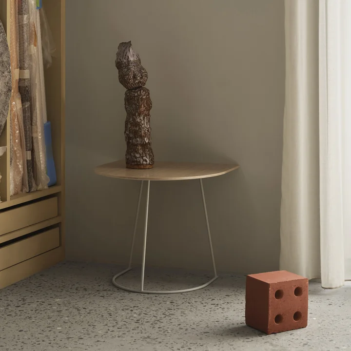 Muuto - Airy salontafel, halve maat, gelakt eiken / gebroken wit