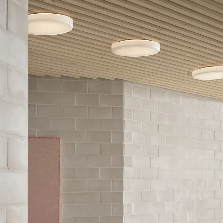 Muuto - Loop LED wandlamp / plafondlamp, wit (zonder kabel)