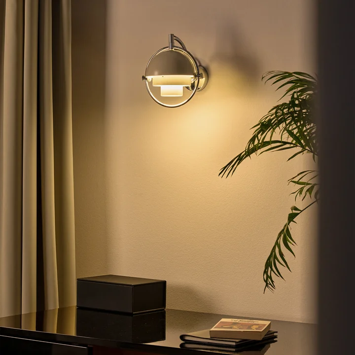 Gubi - Multi-Lite Wandlamp, chroom / wit halfmat